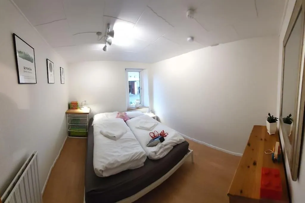 Family Friendly Apt B, 900M To Lego House, Parking, Legoland, Lalandia Billund Apartment